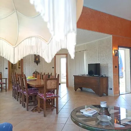 Tai Villa *